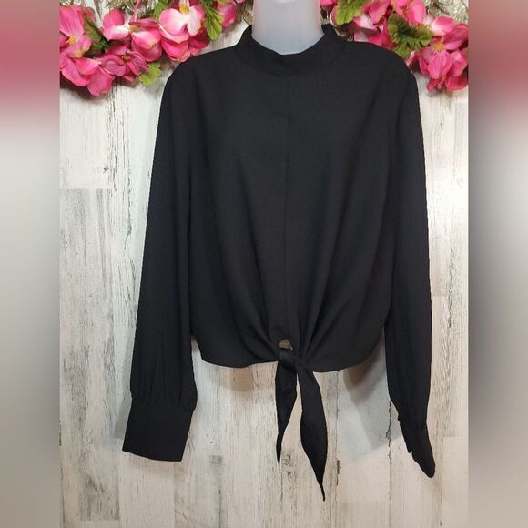 NWT Avec Les Filles Tie Front Blouse - Picture 2 of 11